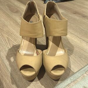 BCBGeneration Wedges